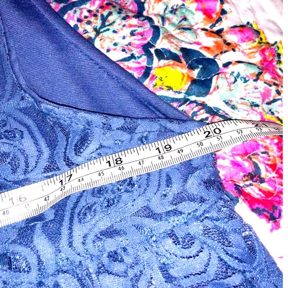 🌹🌹Pretty Angel Sequin Lace Dress Size L🌹🌹 - Picture 3 of 4